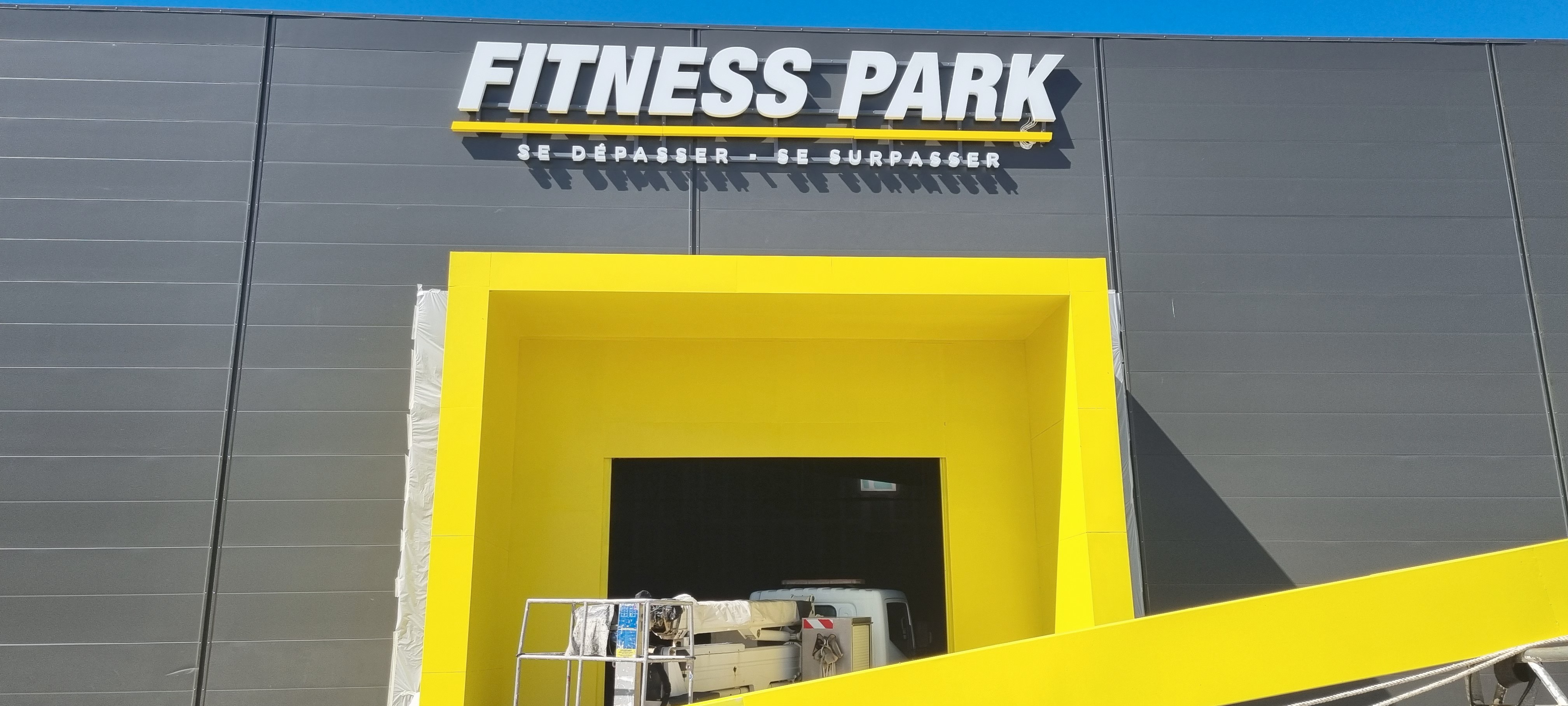 Enseigne Fitness Park
